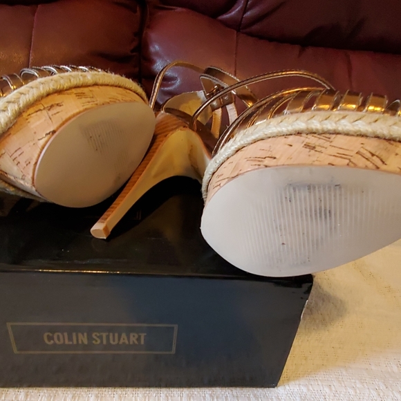 Shoes - Picture 2 of 6